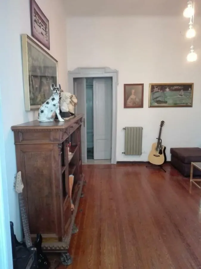 Isola Bi Panzió Milánó 0*,